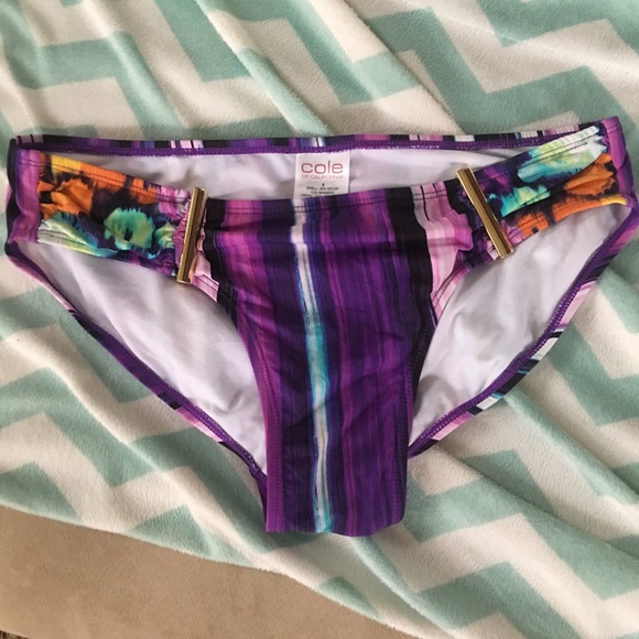 COLE of California Tankini - Picture 5 of 6